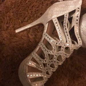 Bling heels size8